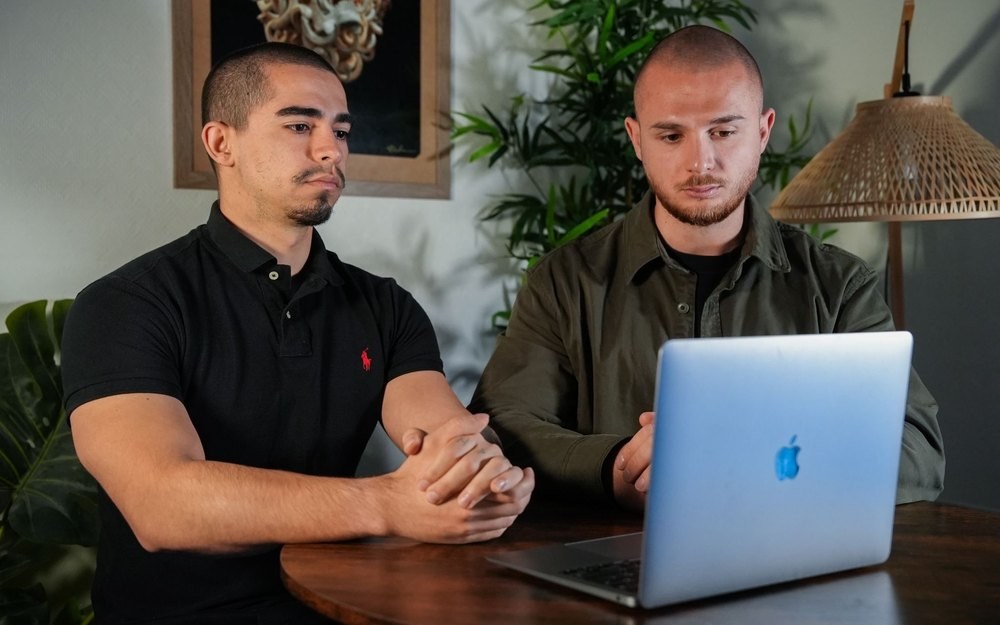 Mehdi Sahari et Alexis Bachellez, fondateurs de Powermind